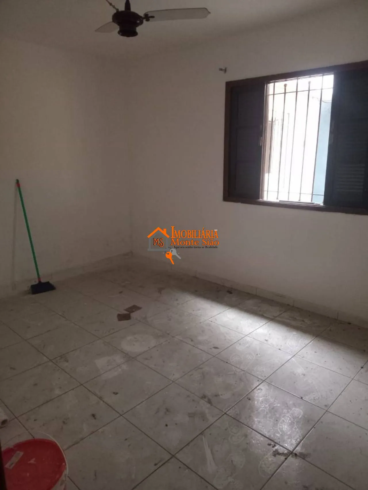 Imagem Casa com 2 dormitórios à venda, 200 m² por R$ 1.000.000,00 - Picanco - Guarulhos/SP