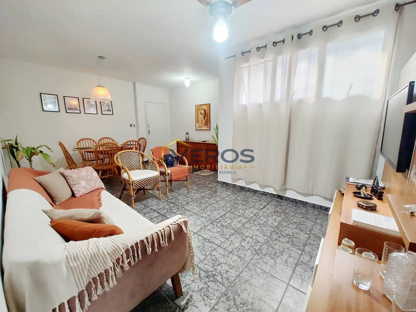 Foto do imóvel Apartamento a venda com 2 quartos no centro de Caraguatatuba