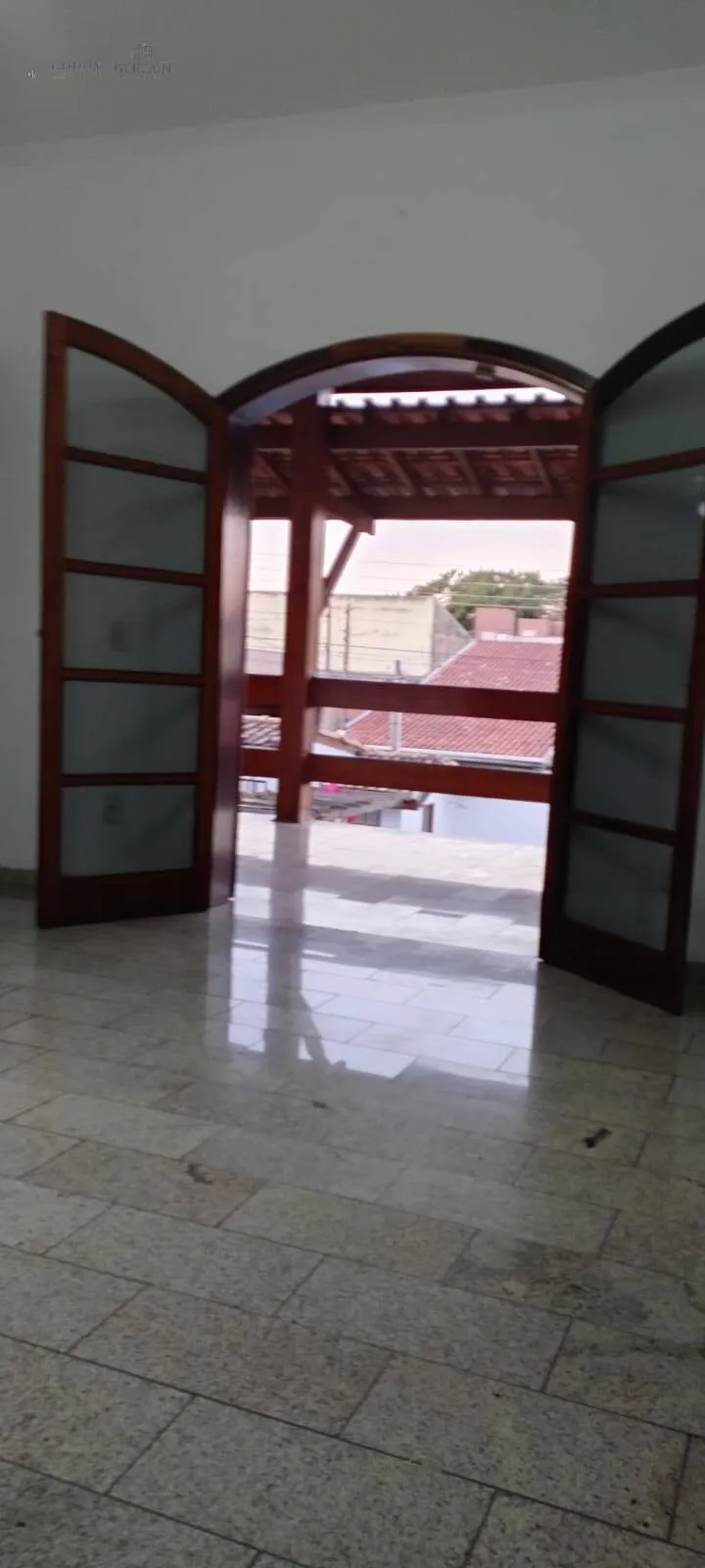 Imagem Aluga-se Sobrado no Bairro Bela Vista