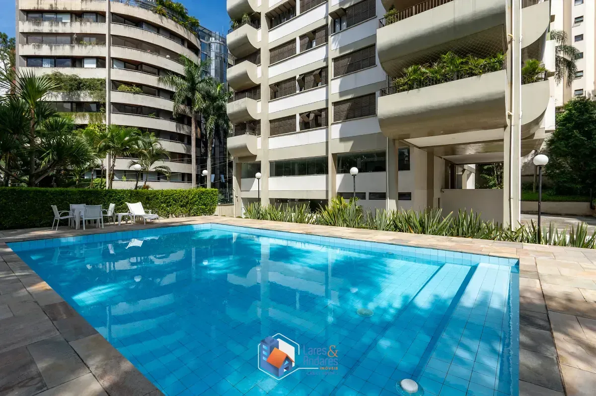 Imagem Apartamento para venda em Vila Morumbi com 3 quartos, sendo 2 suítes, 271m²