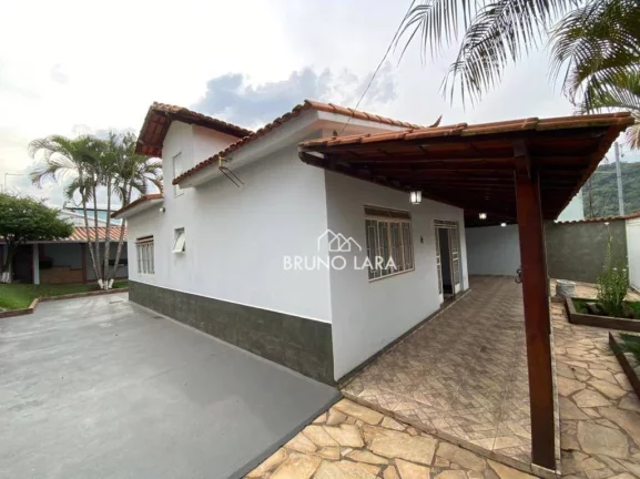 Imagem Casa à venda em Sarzedo, Bairro Cachoeira