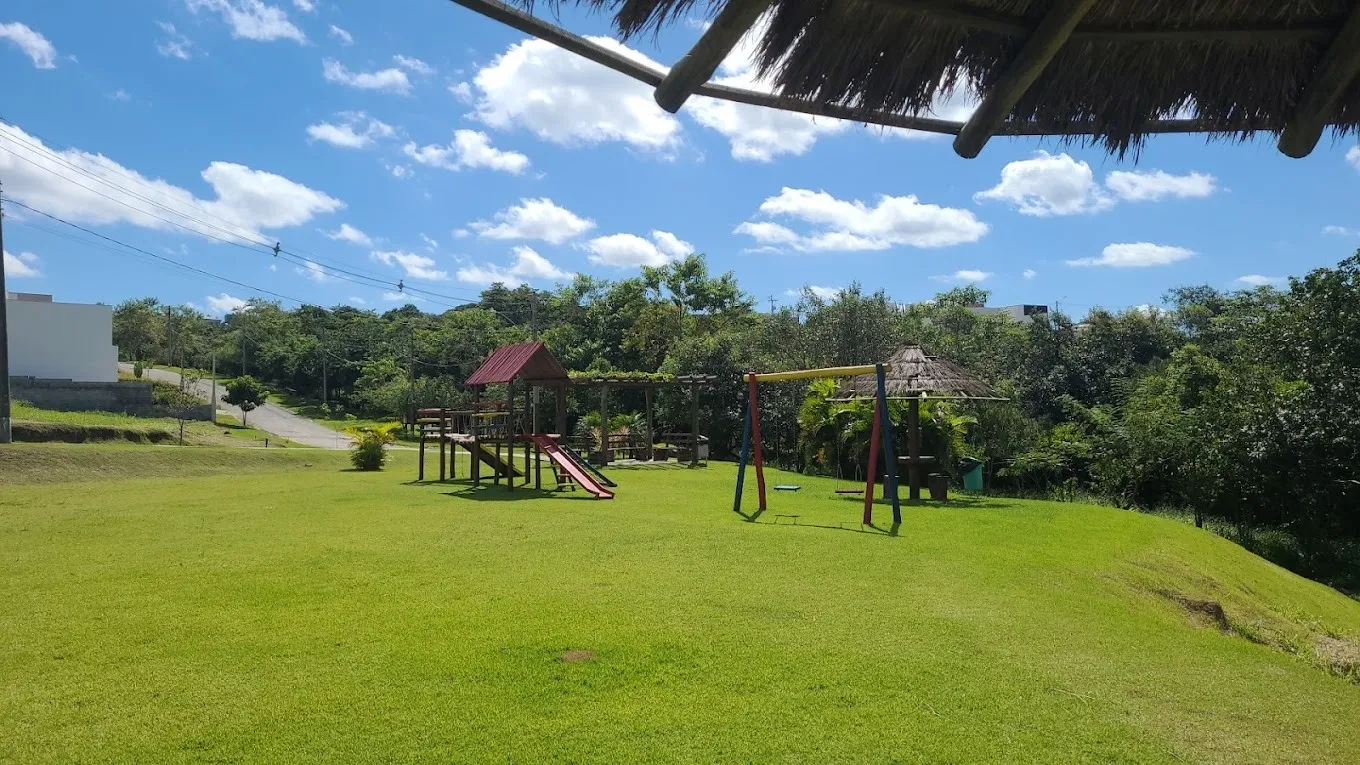 Imagem "Viva a Tranquilidade e Elegância: Terreno de 1000m² no Exclusivo Condomínio Fazenda Alta Vista, a Minutos do Campolim em Salto de Pirapora/SP"