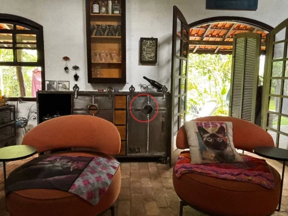 Imagem ACEITA PERMUTA COMO PARTE DE PAGAMENTO EM SANTOS OU SÃO PAULO, SERTÃO DO PIAVU. COM 2 DORMITÓRIOS, SENDO 1 SUÍTE , AREA 5.500 MT