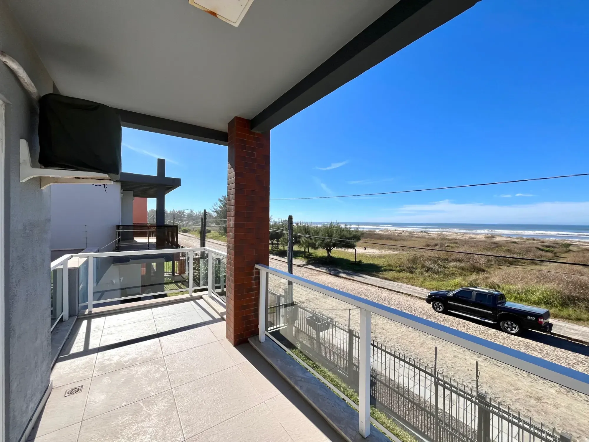 Imagem Sobrado com 4 Quartos à Venda, 200 m² em Posto 5 (Capão Novo) - Capão da Canoa