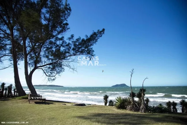 Imagem Casa Frente Mar para Temporada em Armação dos Búzios / RJ no bairro Praia Rasa