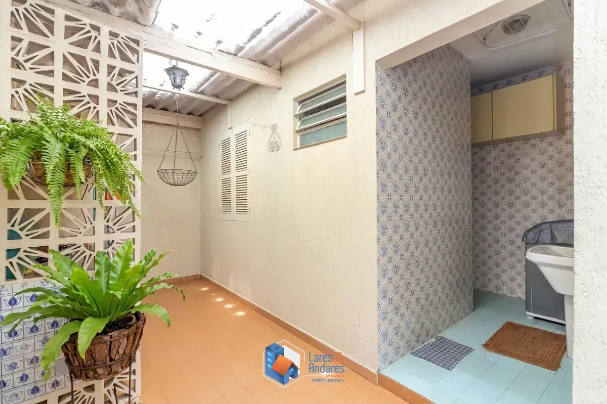 Imagem Sobrado para venda em Vila Cordeiro com 4 quartos, sendo 1 suíte, 160m²