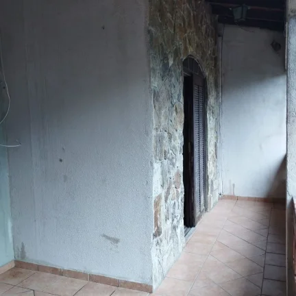 Imagem Sobrado à venda em Cotia-SP - Parque Isaac Pires: 2 quartos, 2 banheiros, 3 vagas, 100m² área. Aproveite!
