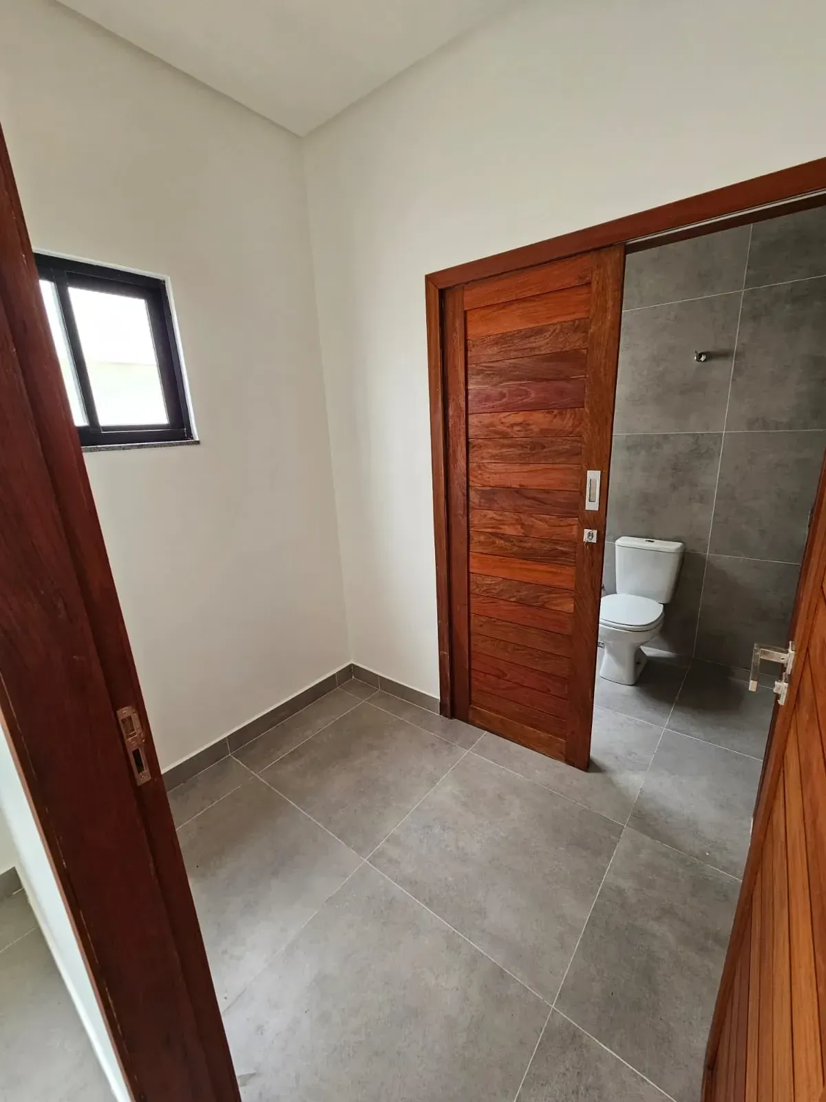 Imagem Casa de Condomínio com 3 Quartos à Venda, 144 metros em Cajupiranga - Parnamirim