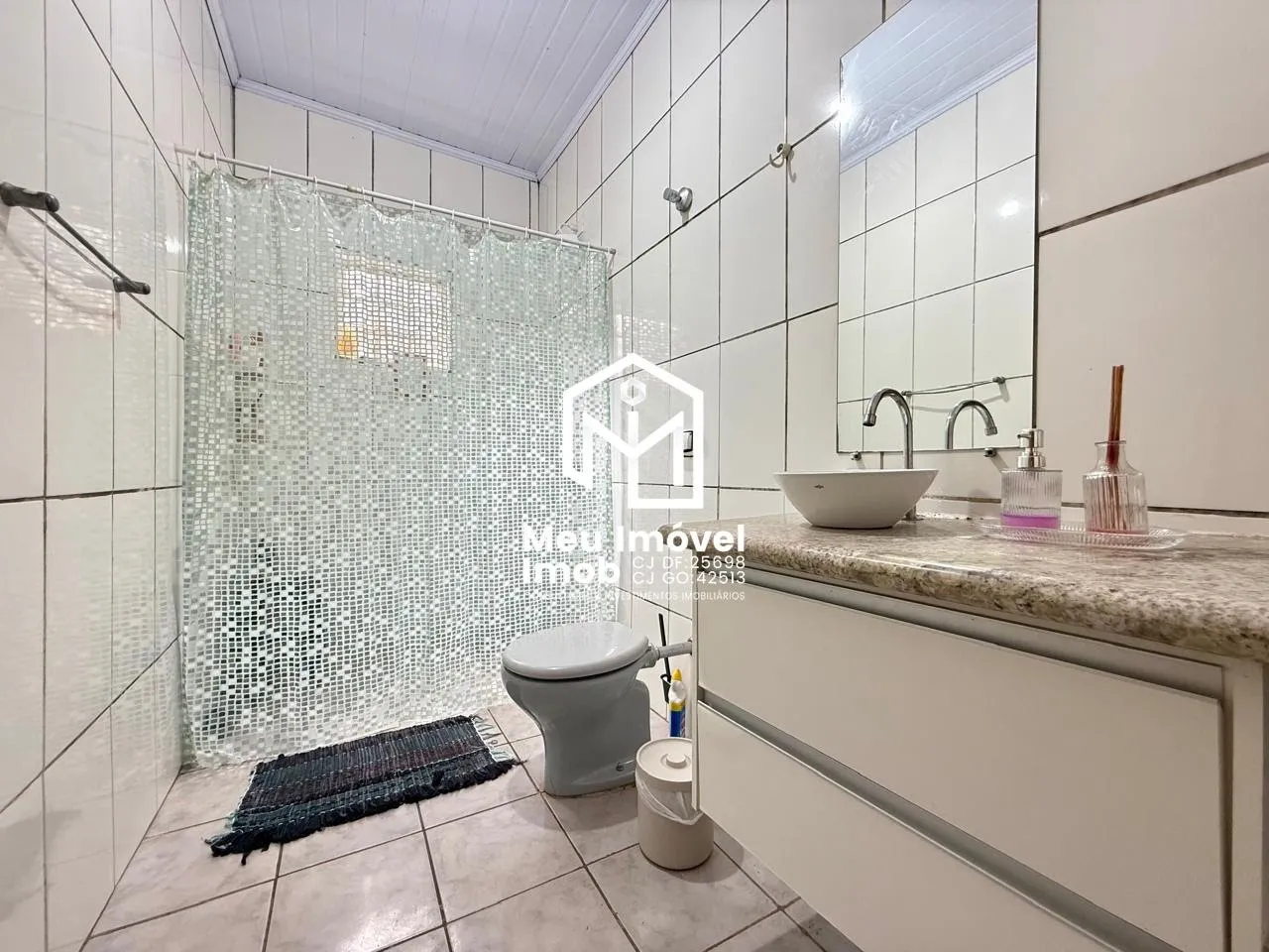 Imagem Casa 2 Quartos 1 Suíte 6 Vagas 95m² Arniqueiras/DF