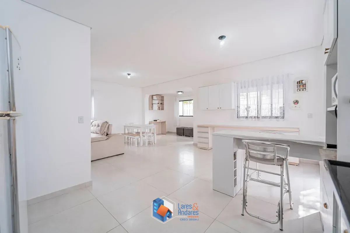 Imagem Casa de vila para venda em Chácara Monte Alegre com 3 quartos, sendo 2 suítes, 250m²