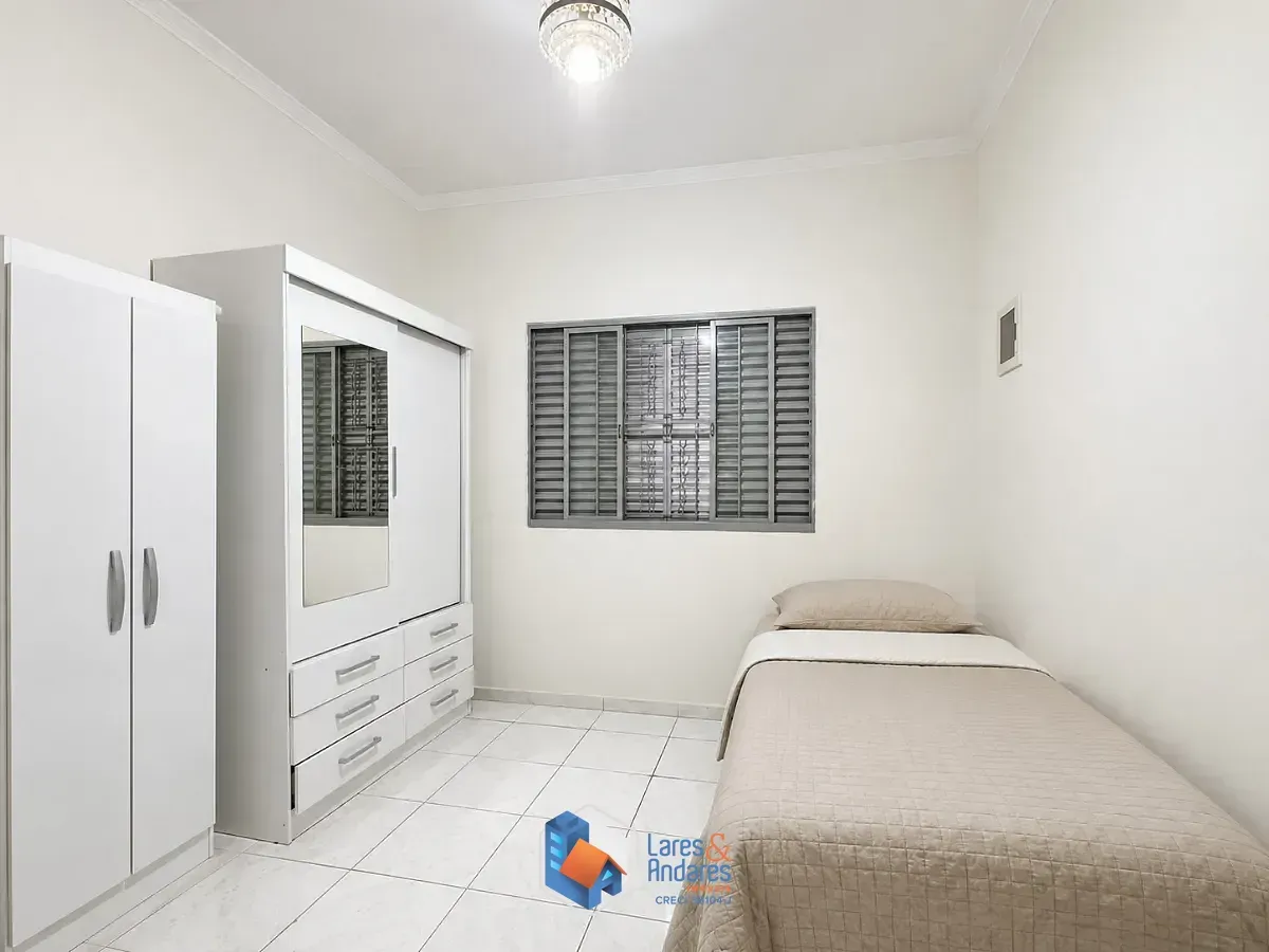Imagem Casa para venda em Vila Miriam com 5 quartos, sendo 1 suíte, 126m²
