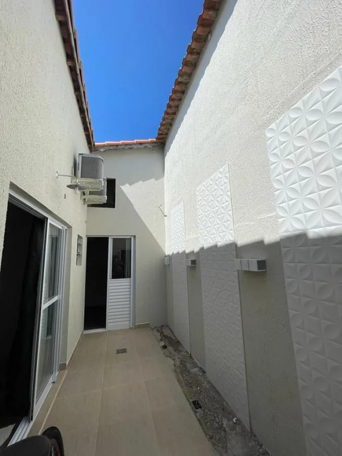 Imagem Casa para Venda em Itanhaém, Cibratel II, 2 dormitórios, 2 suítes, 2 banheiros, 5 vagas