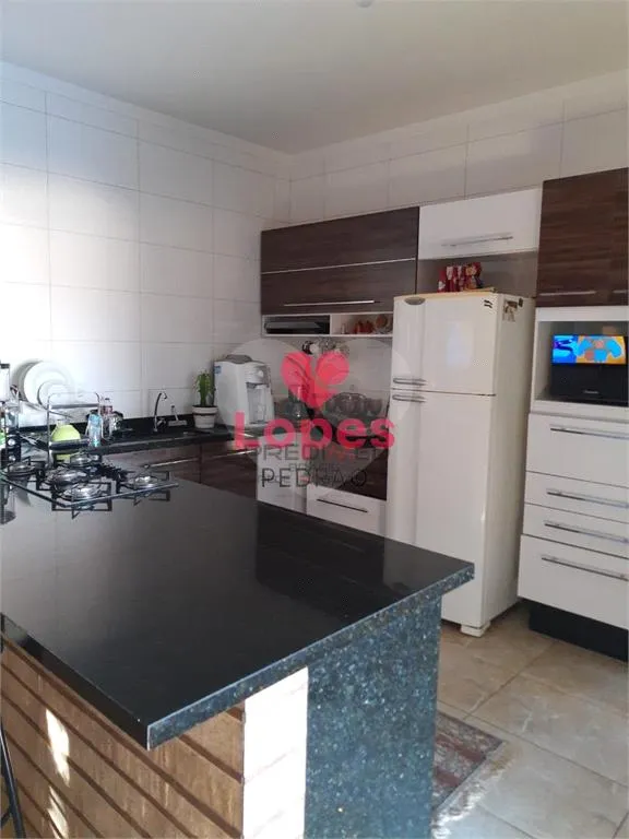 Imagem Casa de 3 quartos, 223m² no bairro Vila Antonieta I, em Lençóis Paulista