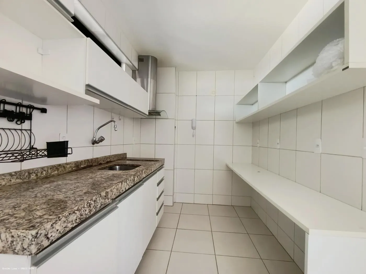 Imagem Apartamento para Venda em Maceió, Jatiúca, 3 dormitórios, 1 suíte, 3 banheiros, 2 vagas