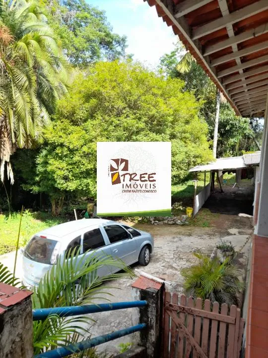 Imagem VENDA DE CHÁCARA NO VISTA ALEGRE, EM ARUJÁ/SP, OPORTUNIDADE com 5.160m², 4 quartos, sala ampla, cozinha ampla e grande área verde. CONSULTE-NOS