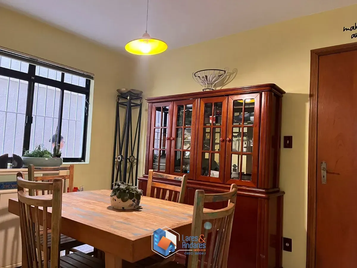 Imagem Sobrado para venda em Vila Clementino com 3 quartos, sendo 1 suíte, 178m²