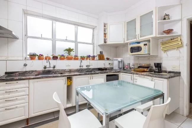 Imagem Apartamento a venda de 175m² com 3 dormitórios, 1 vaga no Jardim Paulista.