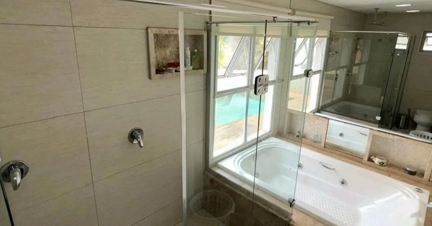 Imagem Magnifica Casa De 4/4 Sendo 3 Suites No Parque Acalanto