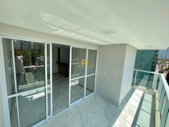 Imagem Viva com conforto, sofisticação e lazer completo a poucos metros da Praia das Castanheiras! Este a...