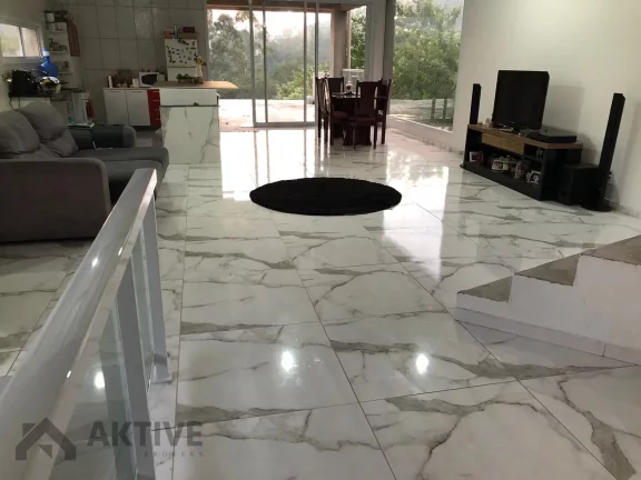 Imagem Casa de Condomínio em Suru - Santana de Parnaíba