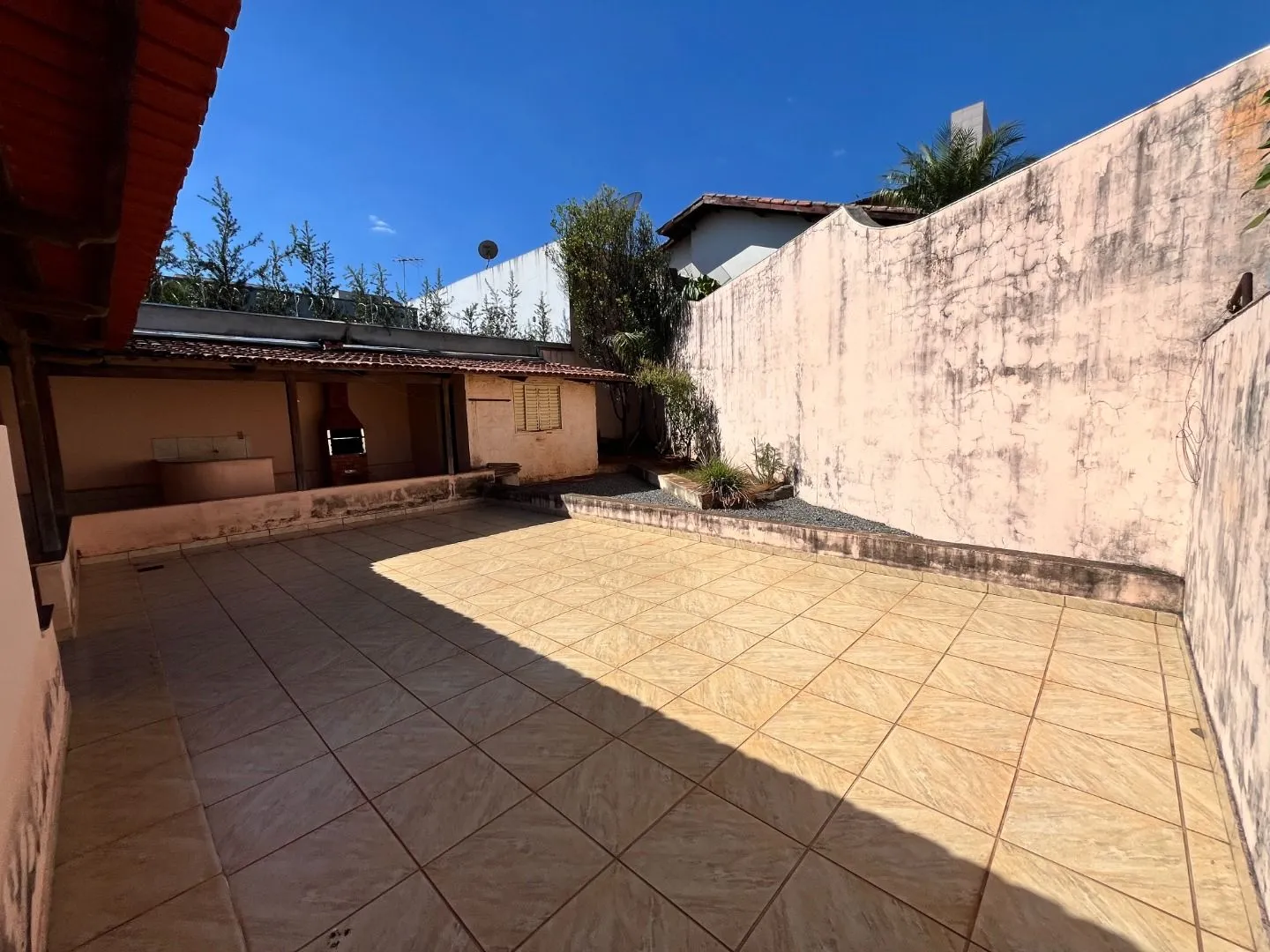 Imagem Casa com 3 dormitórios à venda, 194 m² por R$ 720.000,00 - Alto dos Caiçaras - Patos de Minas/MG