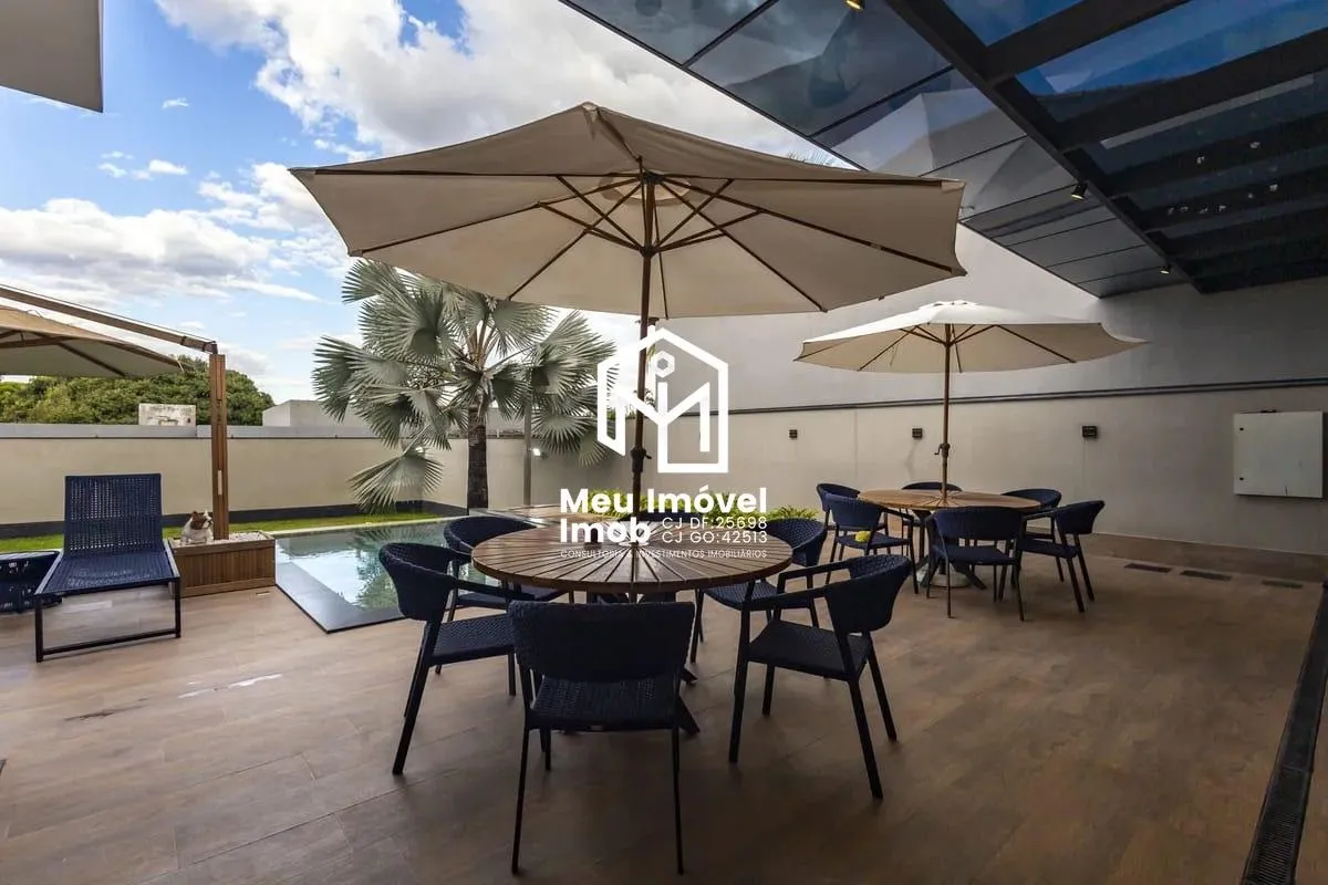Imagem Casa 4 Quartos 4 Suítes 4 Vagas 900m² Porteira Fechada