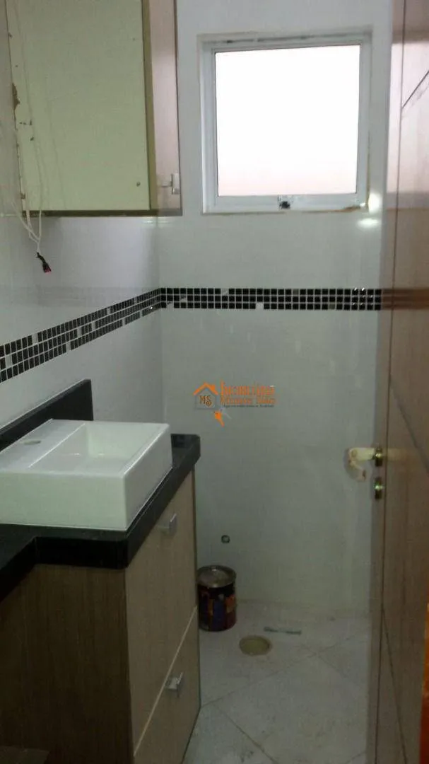 Imagem Sobrado com 3 dormitórios à venda, 214 m² por R$ 900.000,00 - Parque Flamengo - Guarulhos/SP