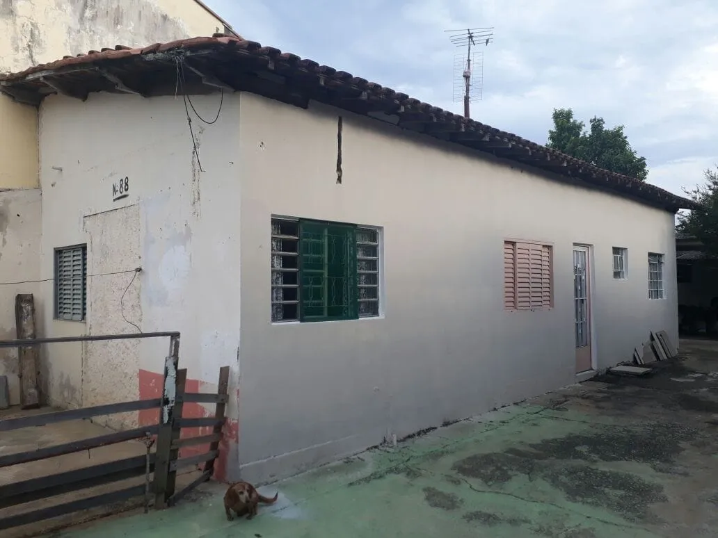 Foto do imóvel Casa à venda 2 Quartos, 3 Vagas, 250M², Conjunto Residencial Araretama, Pindamonhangaba - SP