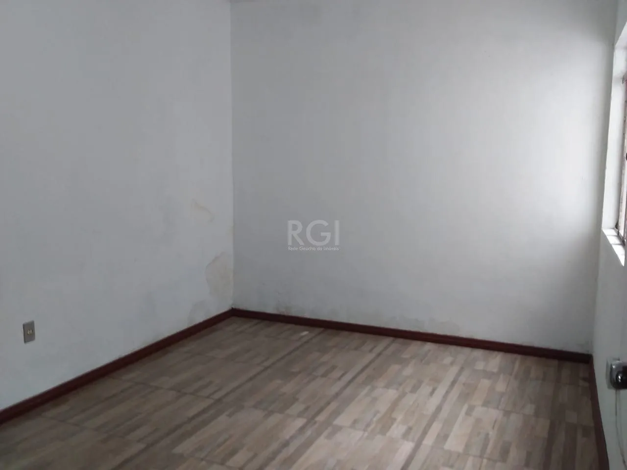 Imagem Casa 3 dormitórios, sendo 1 suites, 2 vagas - Medianeira, Porto Alegre/RS
