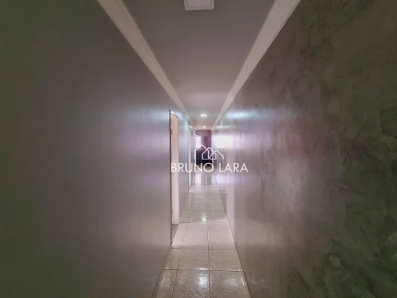 Imagem Casa á venda em Betim, bairro Vila Cristina.