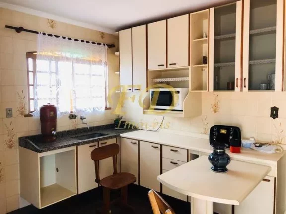 Imagem Casa em Terra Preta