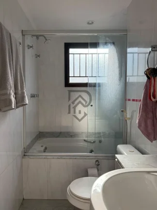 Imagem Apartamento Moema frente Colégio Móbile PORTEIRA FECHADA