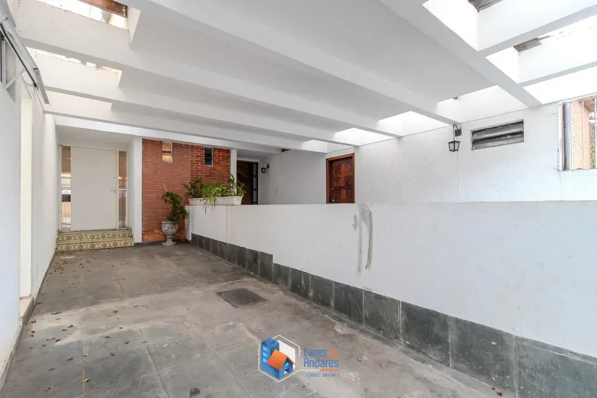 Imagem Sobrado para venda em Campo Belo com 3 quartos, sendo 1 suíte, 150m²
