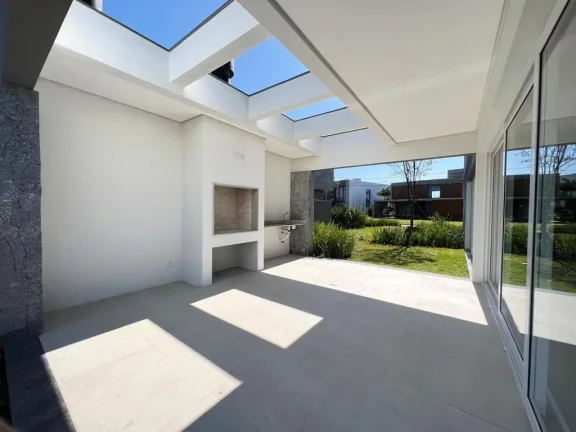Imagem Casa em Condomínio para venda no bairro Centro em Xangri-Lá
