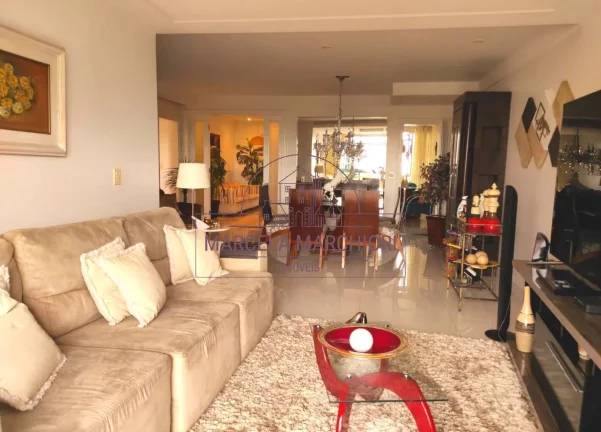 Imagem Apartamento 4 quartos com dependência na Praia da Costa