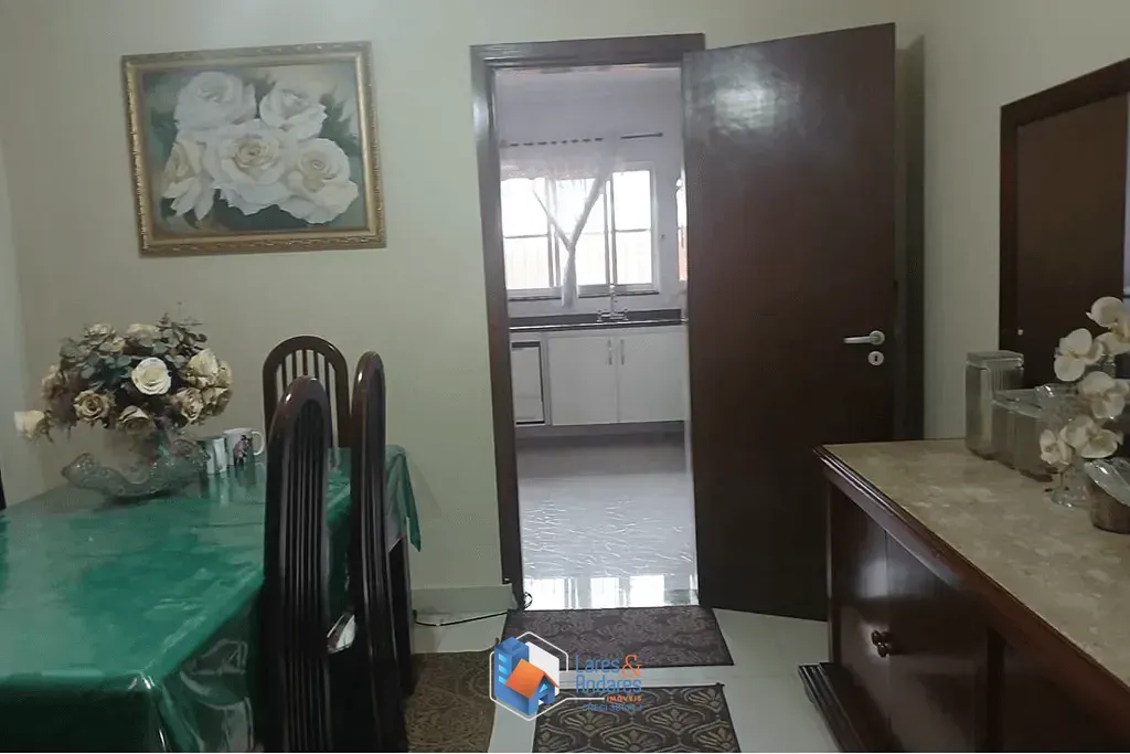 Imagem Casa à venda 3 Quartos 1 Suite 2 Vagas 190M² Vila Marari São Paulo - SP