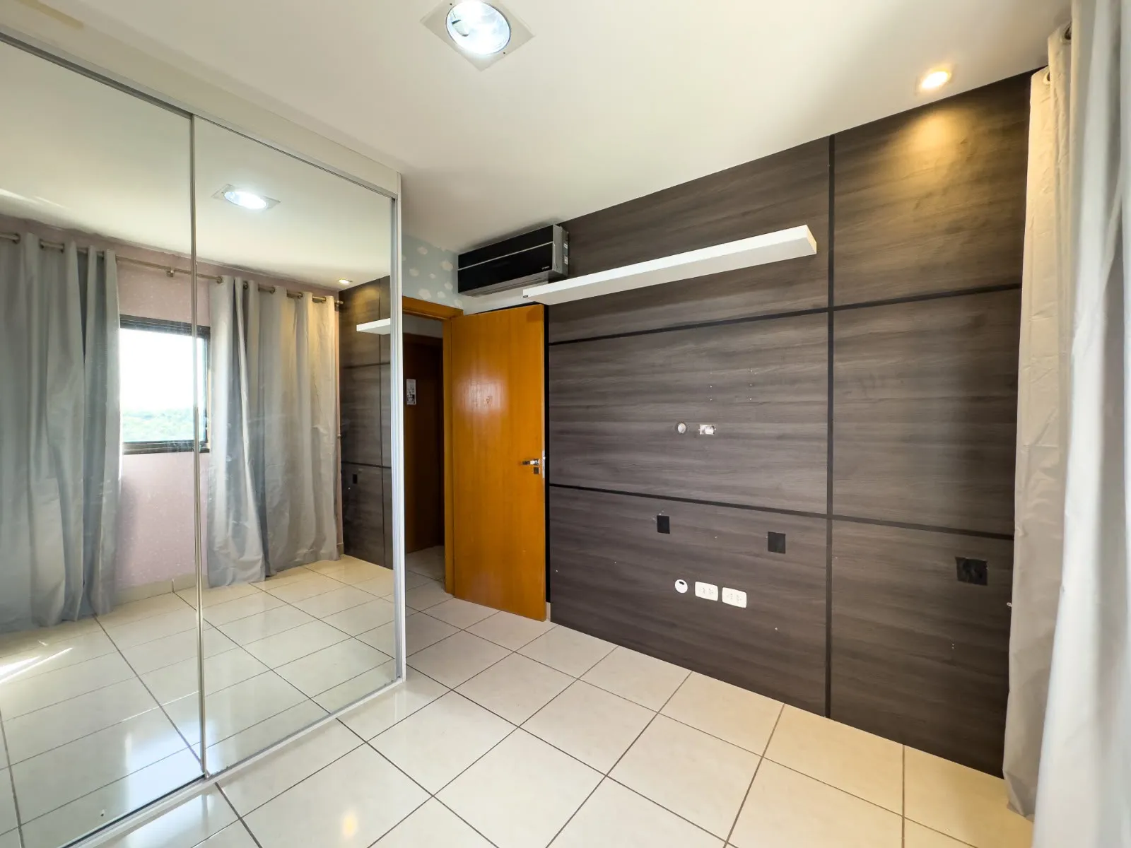 Imagem Apartamento 3 Quartos sendo 1 suite Edifício Torres do Parque