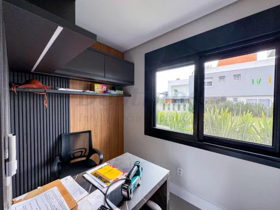 Imagem Casa 3 suítes para Locação Anual em Torres