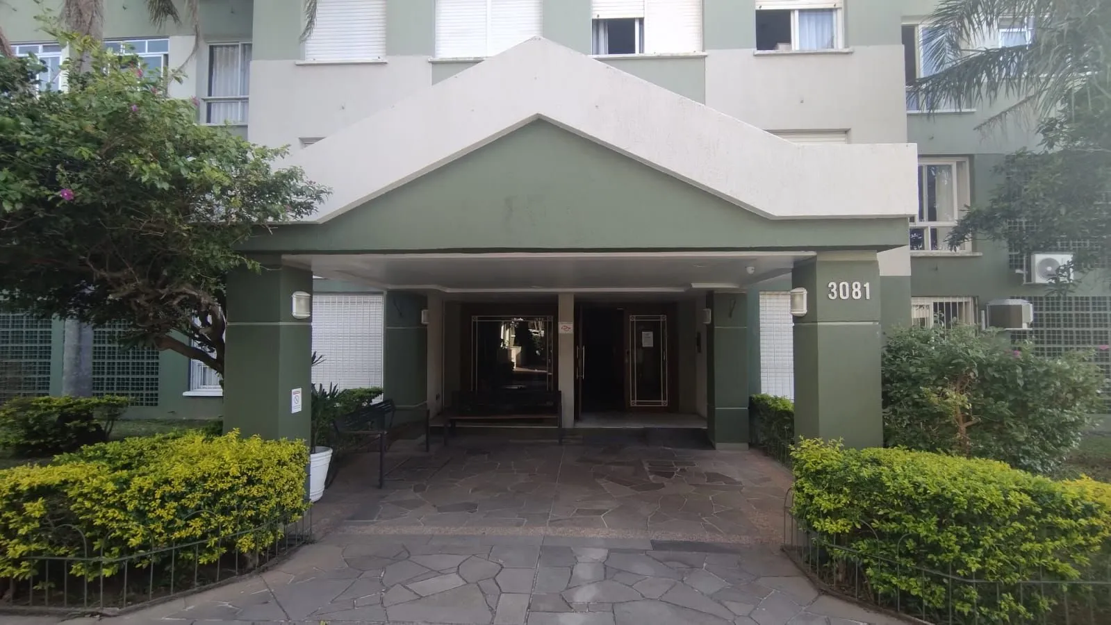 Apartamento com 3 dormitorios e Box escriturado