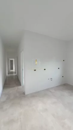 Imagem Casa com piscina em Guaratuba(Balneário Nereidas) para Venda, 500m do mar, ótimo preço! venha realizar seu sonho!