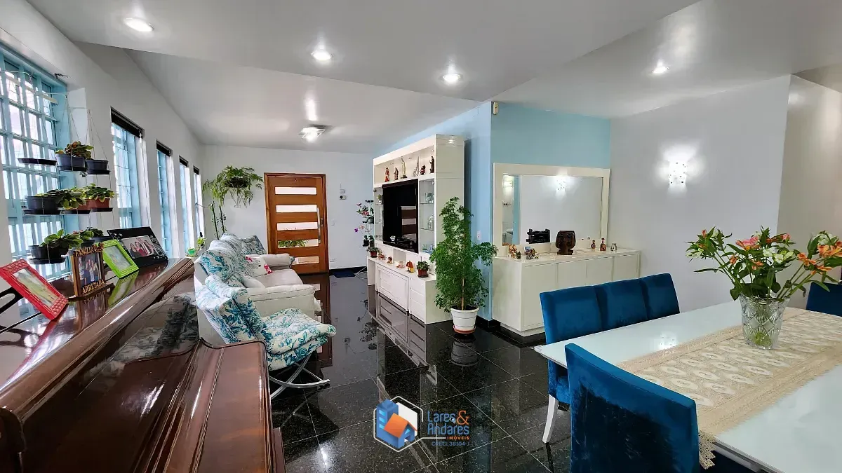 Imagem Casa para venda em Saúde com 3 quartos, sendo 3 suítes, 119m²