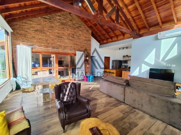 Imagem Casa de Campo charmosa e mobiliada espera por você - Ninho Verde I