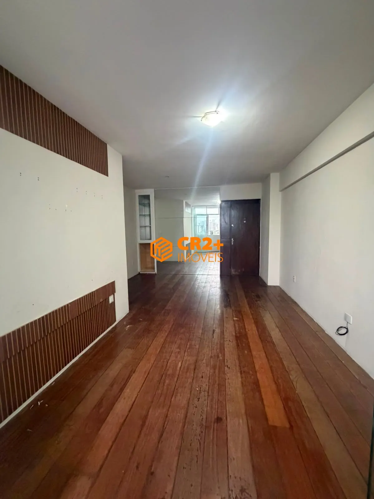 Imagem Apartamento reformado com 2 quartos , suite , varanda e piscina em Boa Viagem