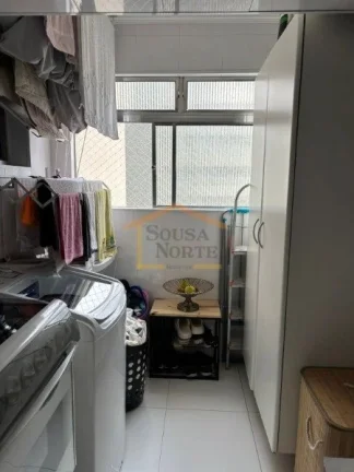 Imagem Apartamento totalmente reformado, com 65m², 3 quartos, sendo 2 conjugados e 1 suíte, sala para doi...