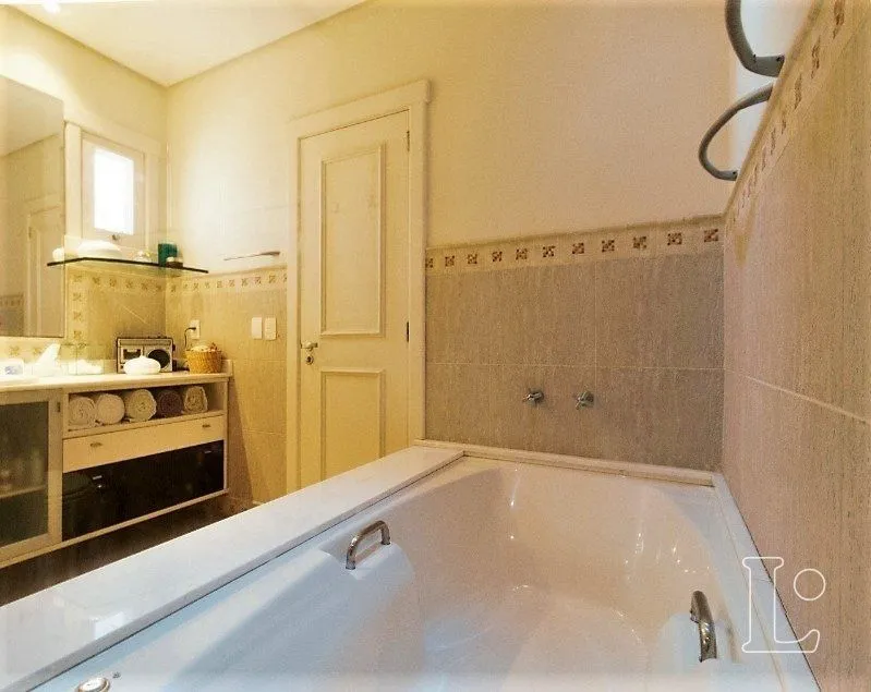 Imagem Casa Condominio para Venda - 341.68m², 3 dormitórios, sendo 3 suites, 2 vagas - Terra Ville