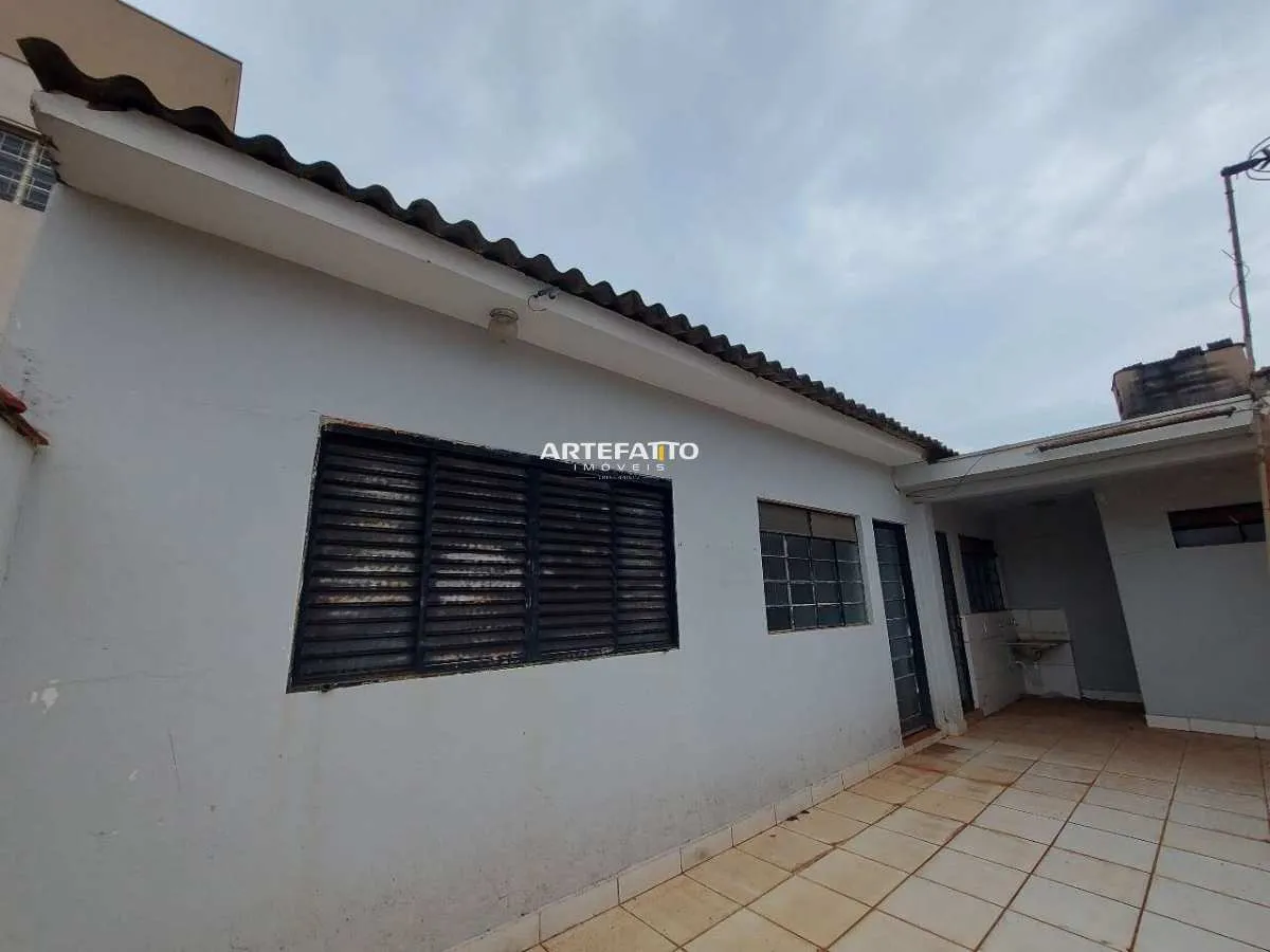 Imagem Casa à venda em Franca, Jardim Conceição Leite, com 2 quartos, 190m2