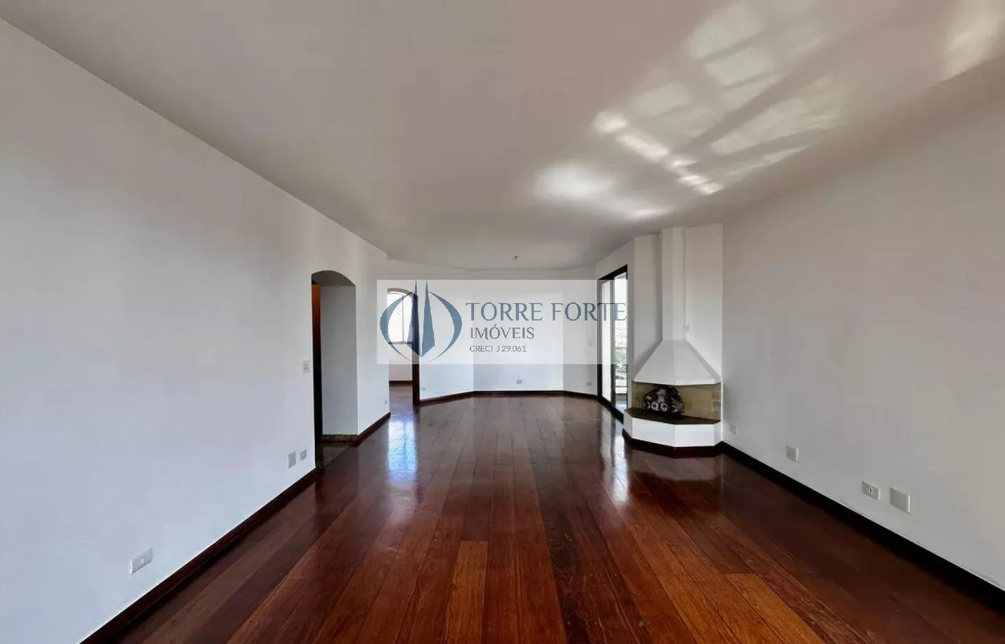 Imagem Apartamento 2 suítes|161 m²|3 vagas|Sacada|Lazer completo |Vila Congonhas