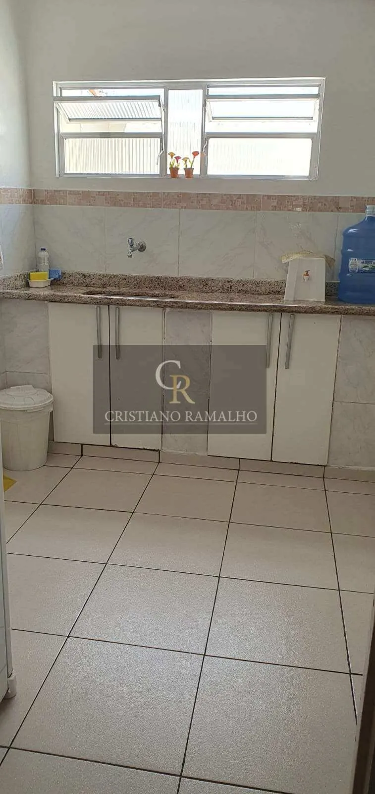 Imagem Casa à venda em Cabo Frio, Vila Nova, com 6 quartos, 136,00m2