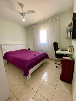 Imagem Casa Charmosa em Rua Tranquila