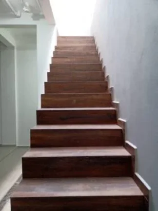 Imagem Alugo Salão Comercial com subsolo NOVO!